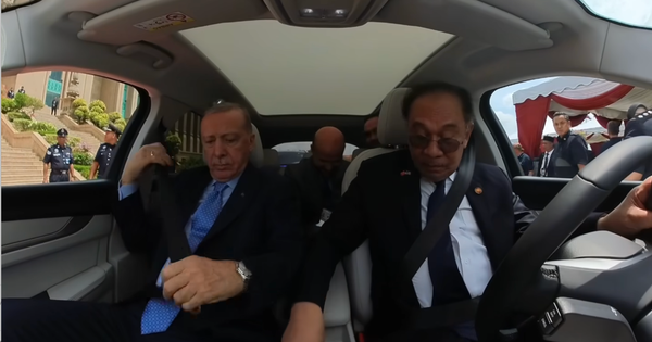 Turkish PM vows to double trade with Malaysia